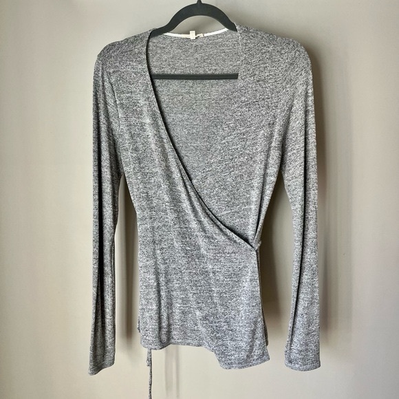 Aritzia Wilfred Free Katsia Wrap Top - Picture 1 of 3